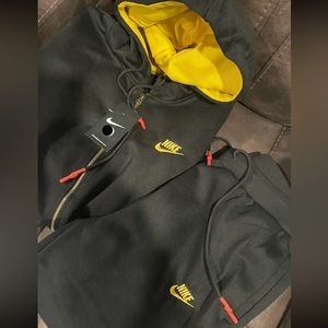 nike sweatsuit